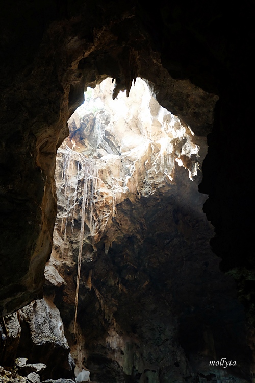 Lubang cantik di Khao Luang Cave Phetchaburi